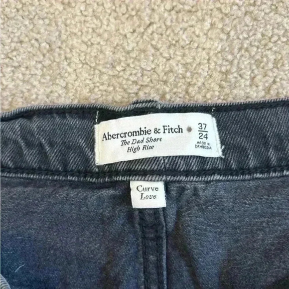 New with tag Abercrombie and Fitch the dad short high rise black shorts - Picture 7 of 7